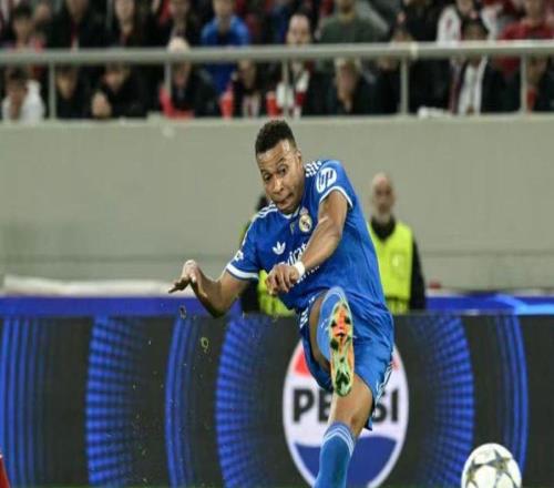 進(jìn)球大戰(zhàn)姆巴佩大四喜皇馬43險(xiǎn)些爆大冷、艱難3分終結(jié)3場(chǎng)不勝