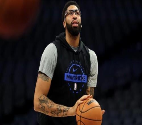 皮爾斯：最好的能力是上場(chǎng)打球，而濃眉加盟獨(dú)行俠1年內(nèi)傷3次