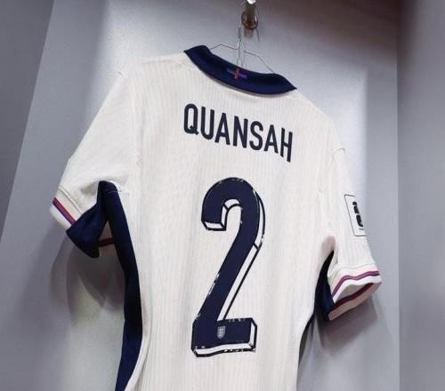 首發(fā)出戰(zhàn)阿爾巴尼亞，22歲夸安薩英格蘭成年隊(duì)首秀