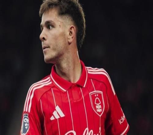 記者：有意租借森林中場麥卡蒂的是斯特拉斯堡，而非切爾西