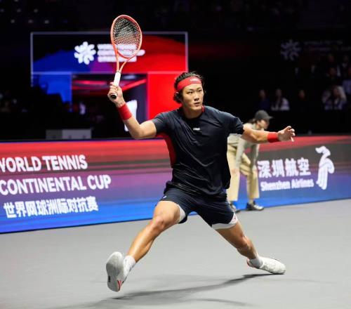 中國三劍客同日不同命：張之臻抗歐建功，吳易昺逆轉(zhuǎn)，小商惜敗