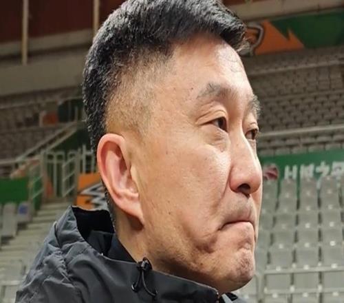 杜鋒展望遼粵大戰(zhàn)！全程點(diǎn)贊遼籃+遼迷+韓德君，談本隊(duì)直指2小將