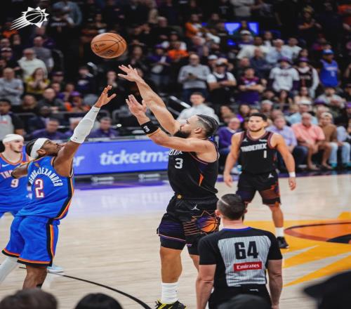 0.7秒！絕殺聯(lián)盟第一！雷霆73勝9負沒(méi)戲了