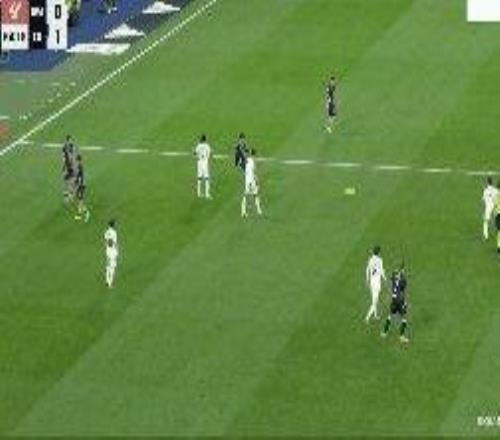 【西甲】?jì)扇巳炯t皇馬主場(chǎng)0比2不敵塞爾塔