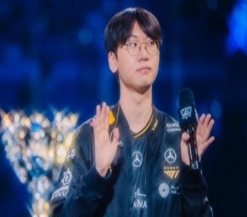 外媒統計：Doran成為第一位在世界賽決賽擊敗前東家的選手