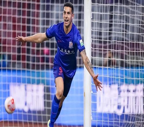 劉建業(yè)剛要接手重慶銅梁龍，就有望敲定新鋒霸加盟，以官宣為準