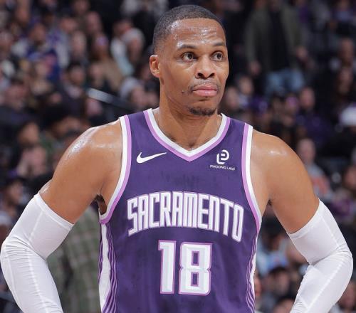 NBA今日里程碑！布朗追平伯德，威少超越威爾金斯，小卡生涯之夜