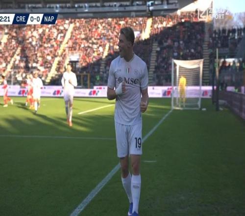 霍伊倫本賽季意甲12場(chǎng)5球，超過(guò)上賽季在曼聯(lián)的聯(lián)賽進(jìn)球數