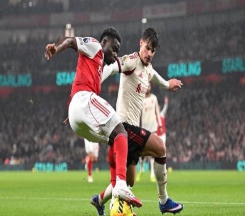 詹?。喊⑸{下半場(chǎng)不冒險(xiǎn)可理解利物浦抓對(duì)手失誤差點(diǎn)奏效