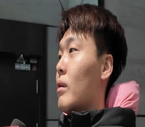 首鋼備戰(zhàn)德比！雙方暖心互動(dòng)，3傷員或復(fù)出，2內(nèi)缺席，趙睿談恢復(fù)