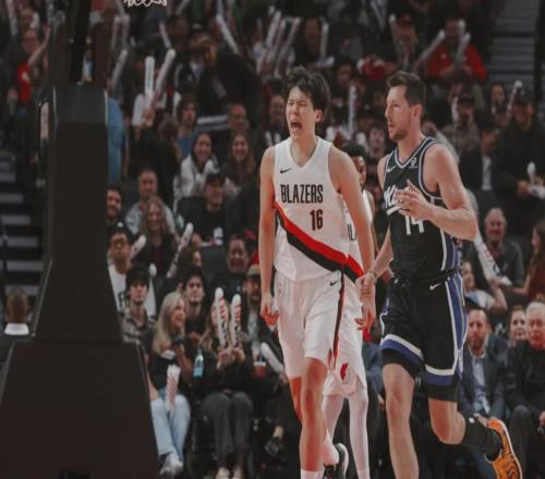 1換4！和楊瀚森互換球隊(duì)！建筑工人成了NBA新星