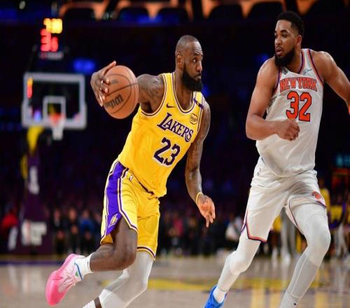 有趣，比爾西蒙斯提議將詹姆斯從湖人隊(duì)交易至尼克斯隊(duì)換唐斯