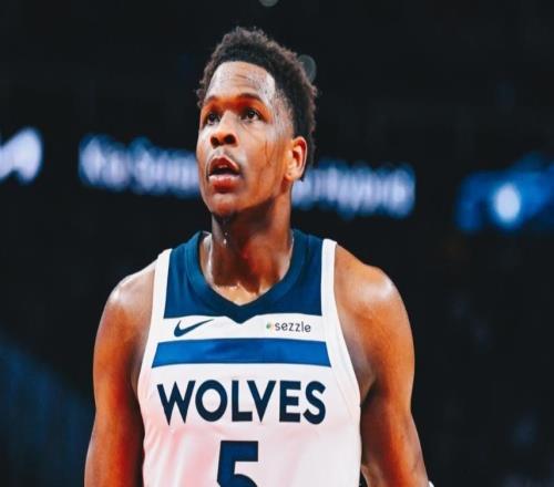 文班亞馬39+9+2封蓋，華子55分+末節(jié)26分難救主，馬刺復仇森林狼