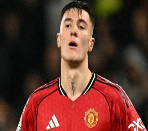 11被英超墊底隊(duì)逼平，曼聯(lián)2025年收官戰(zhàn)失望收?qǐng)? loading=