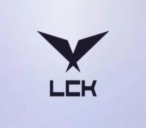 妥協了LCK今日公布年度最佳榮譽此前韓媒曾爆料要在年底公布