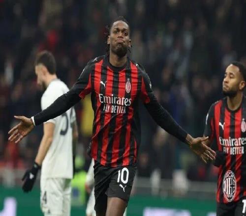 參與進球100+丨萊奧：在學習踢9號位