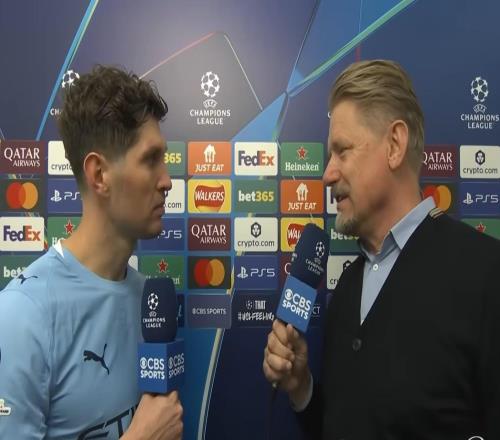 斯通斯：改打五后衛(wèi)是教練的臨場決定真為福登感到開心