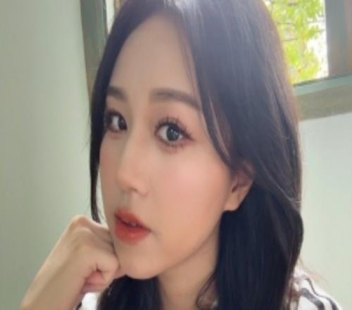 前LPL解說suki曬照：你會不會在某個瞬間突然想起我呢