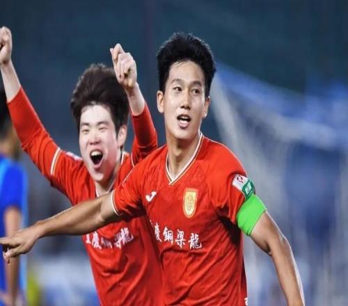 歡迎！中國男足21歲天才登陸中超，2奪本土金靴，王鈺棟對手來了