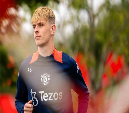 羅馬諾：曼聯(lián)已經(jīng)召回21歲外租中場(chǎng)托比科利爾