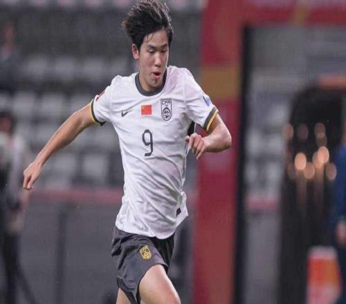 中國足協(xié)啥活不做就是在做貢獻(xiàn)本賽季中超一現(xiàn)象罕見，令人欣慰