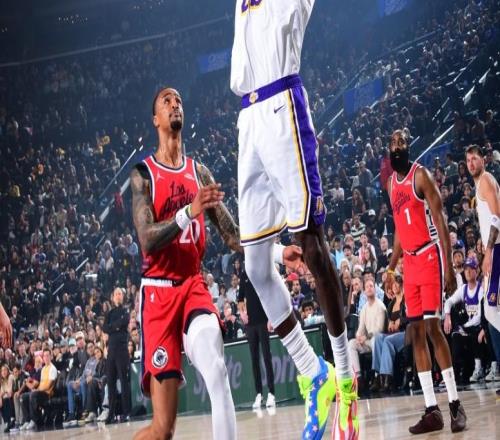 詹皇又將刷兩歷史首人紀(jì)錄！41歲劍指22連全明星1點(diǎn)已前無古人