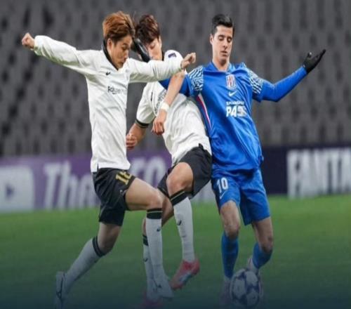 02！上海申花不敵神戶勝利船，申花3個進球無效+路易斯罰丟點球