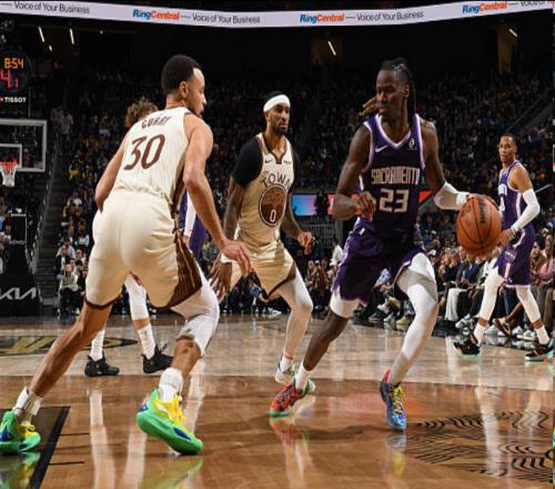 勇四瘋來了！勇士末節(jié)轟4019高潮大勝國王34分送對手7連敗