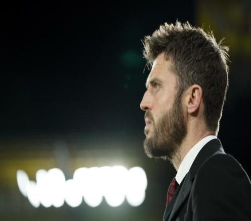 曼聯(lián)新帥人選確認(rèn)！曝卡里克二次臨時(shí)執(zhí)教紅魔，將連戰(zhàn)曼城阿森納