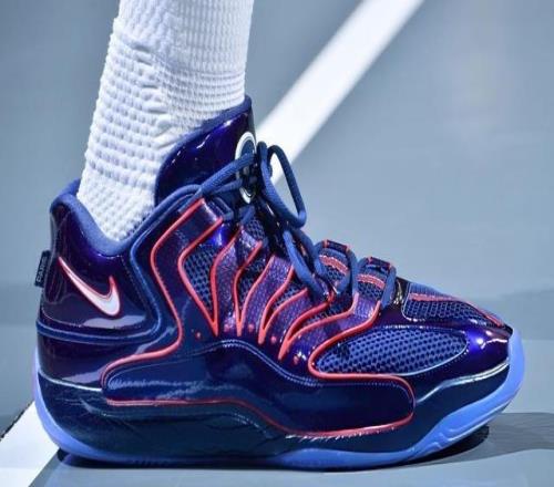有點小帥，杜蘭特今日首次上腳KD18大巴黎聯名款球鞋