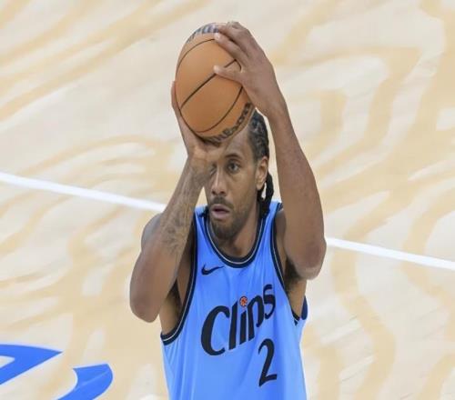 曇花一現(xiàn)卡登復(fù)蘇，拖快船出泥潭