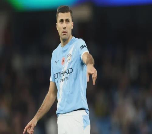 神劇本！度假路臨時(shí)主帥抓壯丁逼瘋瓜帥，切爾西殘陣11曼城！