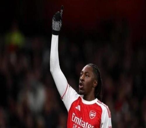 5球3助攻，埃澤職業(yè)生涯對(duì)維拉直接參與進(jìn)球最多