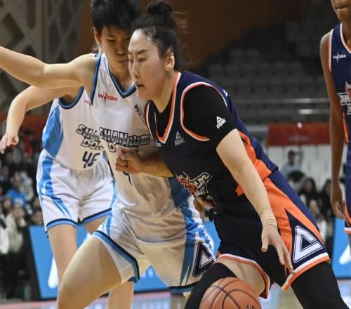 淚目！中國女籃31歲王牌重回巔峰：得分助攻均第1，宮帥召回她