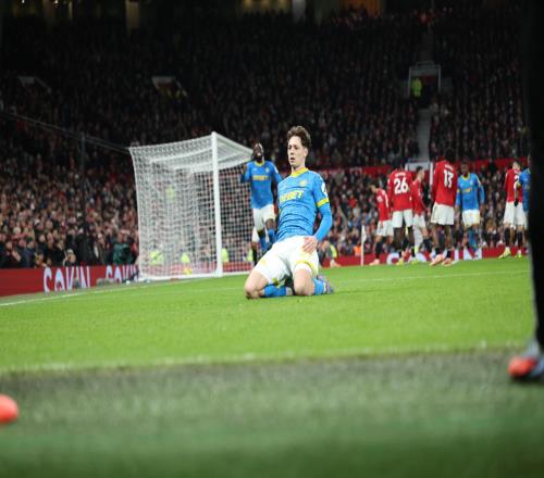 再次面對(duì)狼隊(duì)的曼聯(lián)變菜了，所以此前的大勝只能變平局了