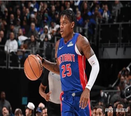 湖人防守千瘡百孔，19+5后衛(wèi)迎賽季代表作，一數(shù)據(jù)輸近40分