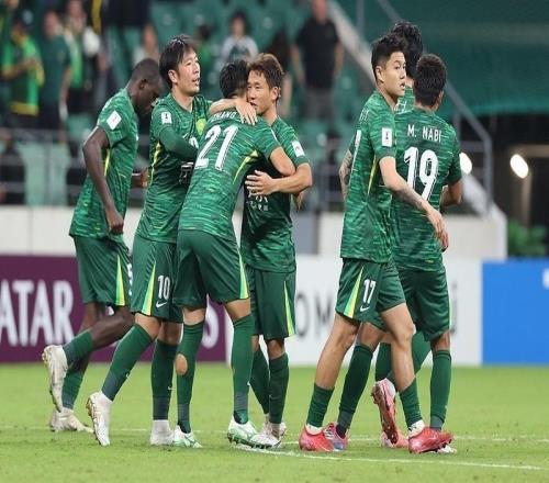 亞足聯(lián)連開2張罰單！蓉城5人染黃被罰2500，激烈沖突國安被罰