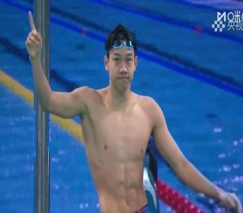 全運(yùn)會男子200米自由泳：張展碩奪冠，潘展樂第三、孫楊犯規(guī)