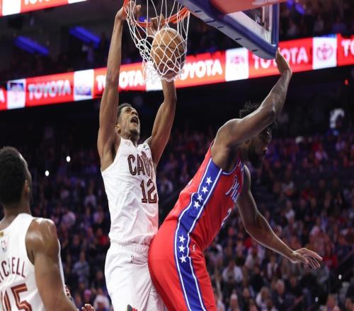 場均28分8板，作為昔日MVP，越打越辛酸！或許你該考慮退役了