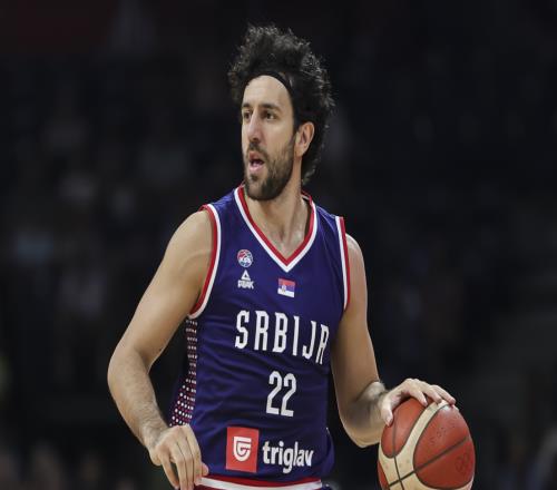 慘不忍睹！0分0板0助+3失誤1被蓋，有NBA履歷的他不會打球了