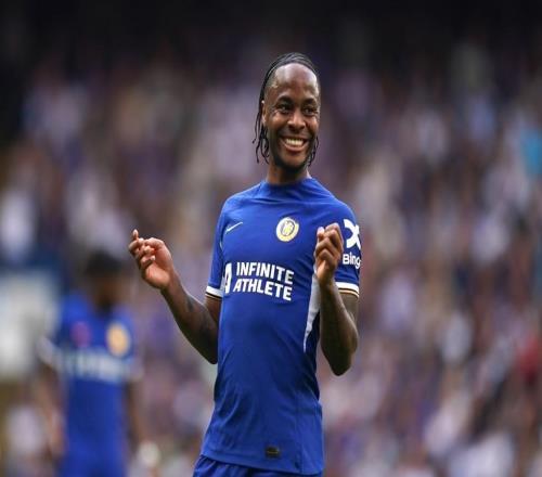 意天空：那不勒斯討論是否租借斯特林，球員更想去倫敦俱樂部