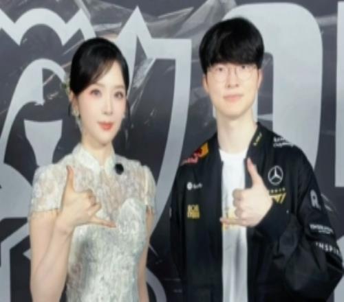 余霜曬照：S15結束啦！真的很感激遇到這么多可愛認真的小伙伴！