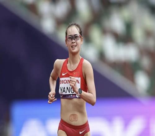 田徑世錦賽女子20公里競(jìng)走：楊家玉第六名完賽，佩雷斯奪金