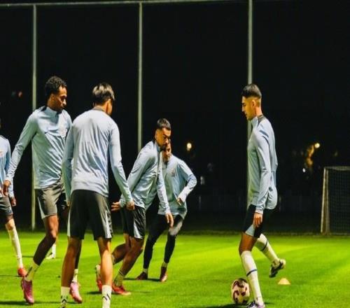 記者：申花今日奔赴天津，戰(zhàn)津門虎應該會面臨破密集防守難題