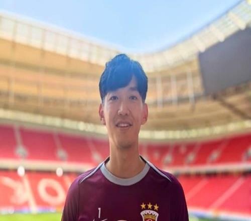 懂球帝中超MVP丨顏駿凌：范德薩34歲去曼聯(lián)，我也想在34歲再成功