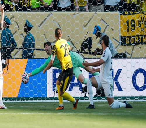 174次撲救，庫爾圖瓦是2025年五大聯(lián)賽撲救次數最多的門(mén)將