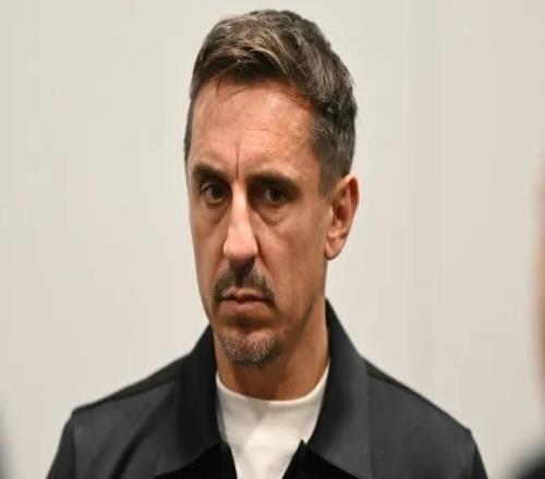 內(nèi)維爾：利物浦的表現(xiàn)令人擔(dān)憂，很久沒見他們踢得這么糟糕了