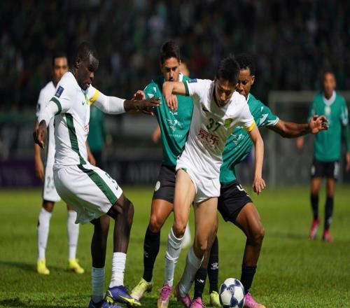 中超四強(qiáng)亞冠集體塌房，不是踢不過(guò)而是被中國(guó)足協(xié)坑慘了！