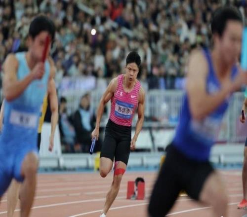 起跑、交棒、謝場、掛靴蘇炳添說出“再見”