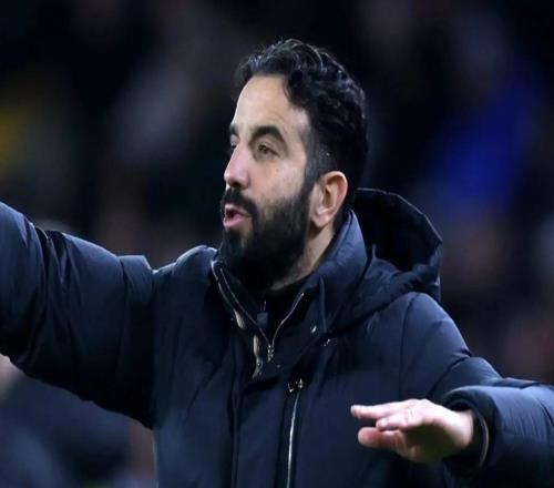 記者：阿莫林能撐到圣誕新年假期，他就能順利執(zhí)教完本賽季